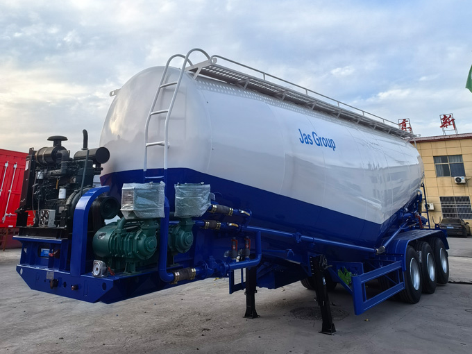 粉粒物料運輸半掛車