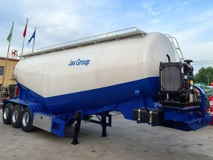 Powder material transportation semi-trailer